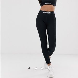 NIKE SPORTSWEAR BLACK RIBBED LEGGINGS